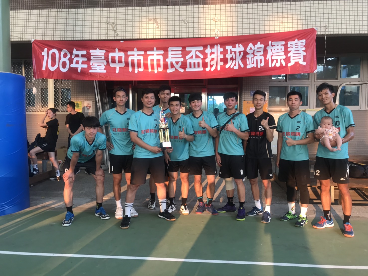 壯格照明排球隊，勇奪市長盃亞軍!